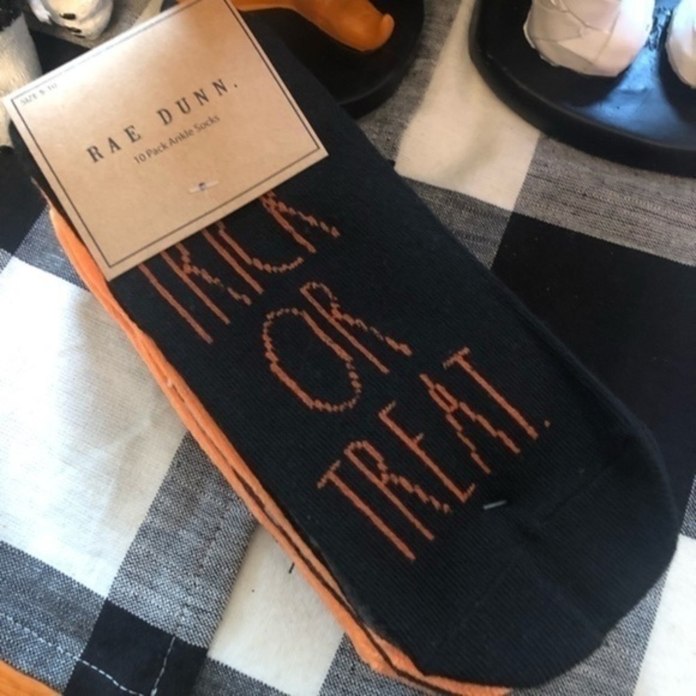 Rae Dunn Halloween Trick or Treat Ankle Socks 10 Pack NWT